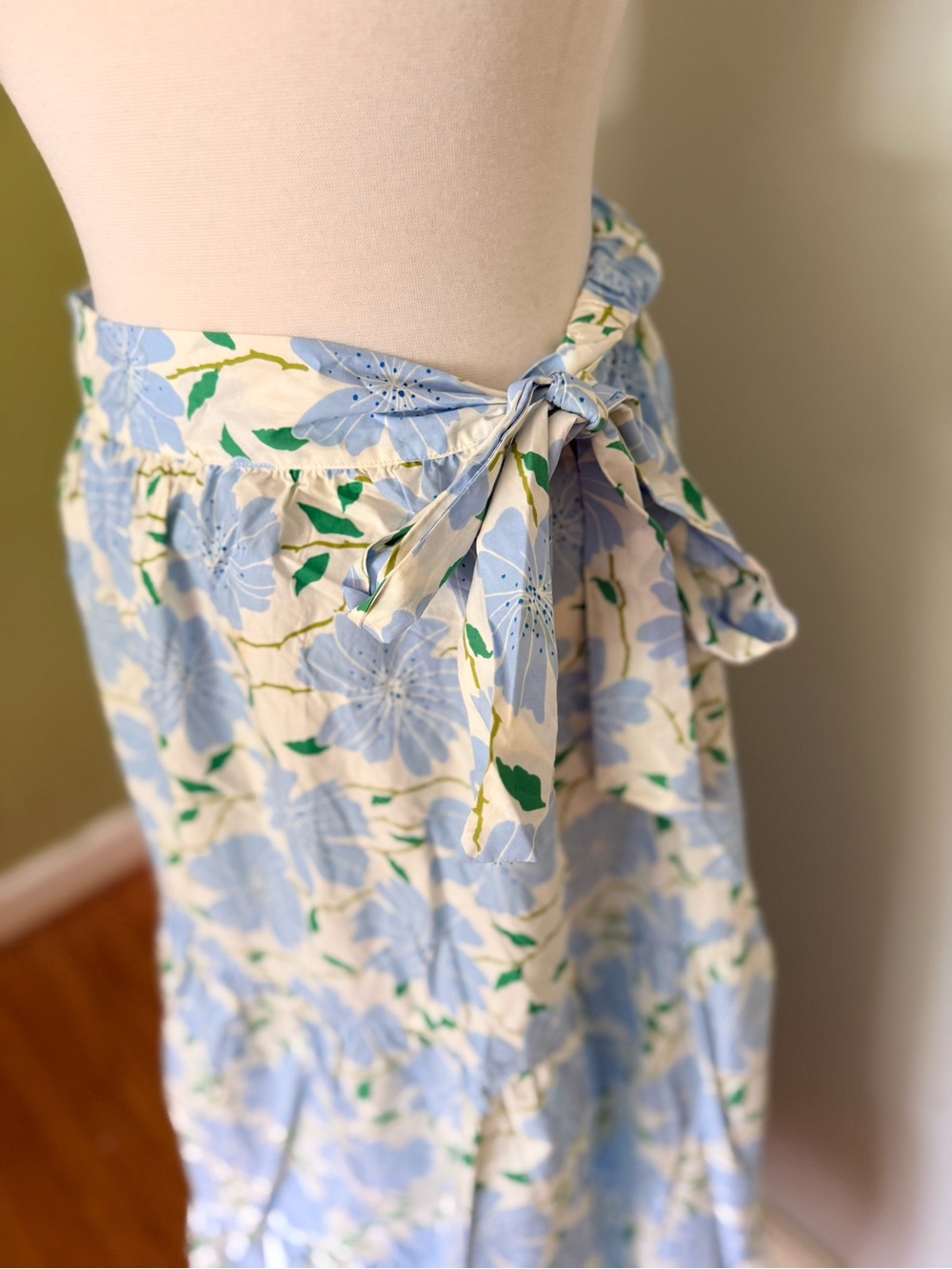 Women’s Cotton Floral Tiered Maxi Skirt in Light Blue & White - Picture 2 of 4